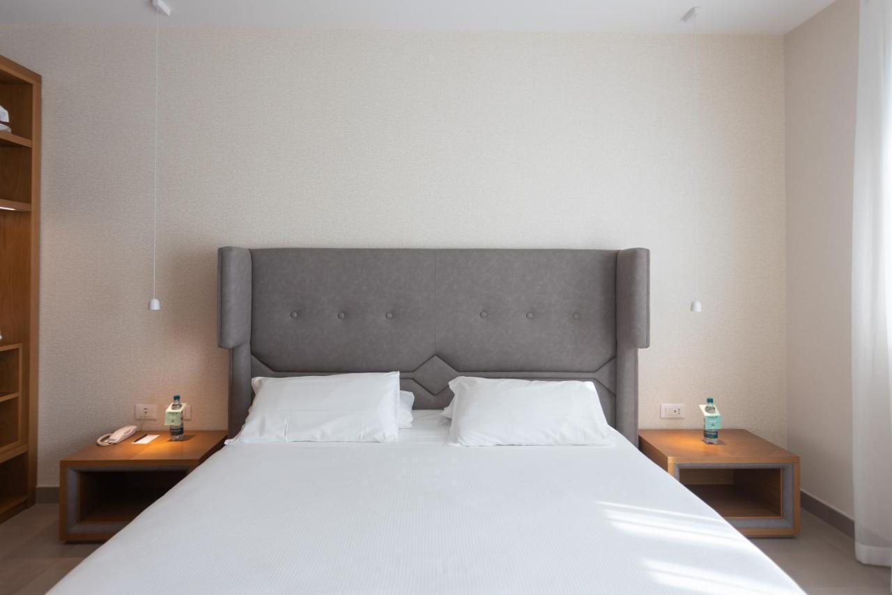 Mosella Suite Hotel Сотомарина Екстериор снимка