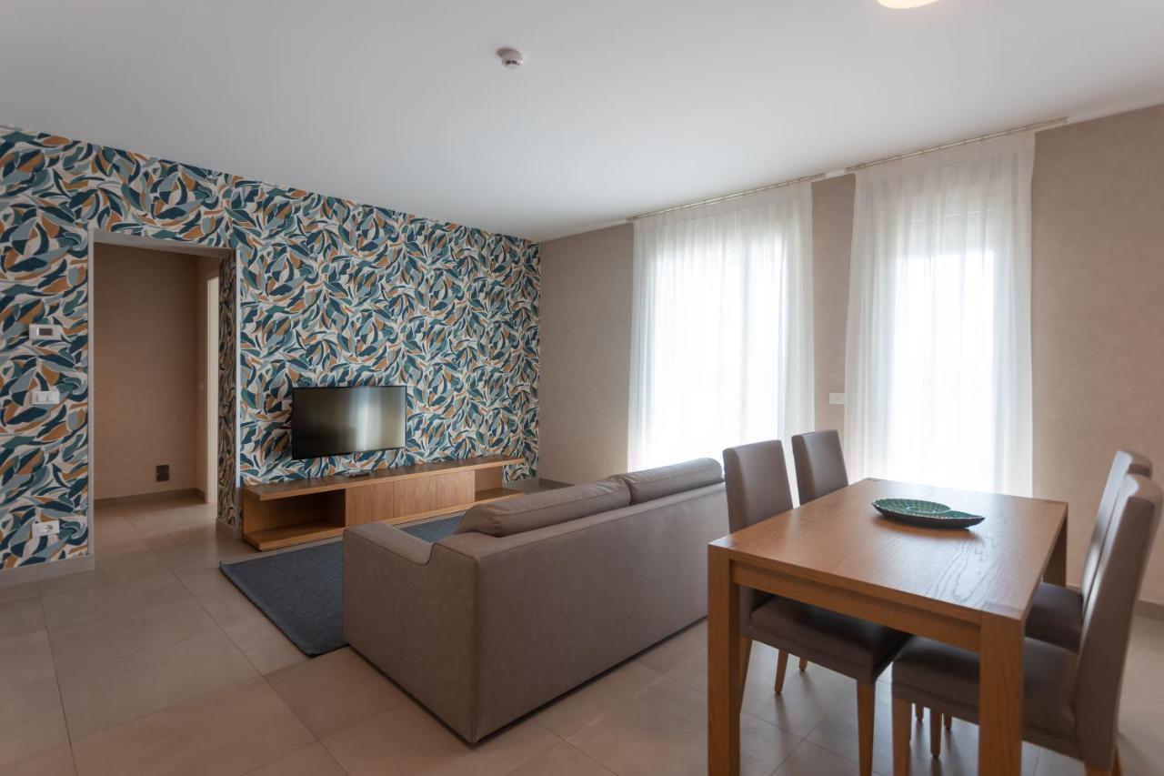 Mosella Suite Hotel Сотомарина Екстериор снимка