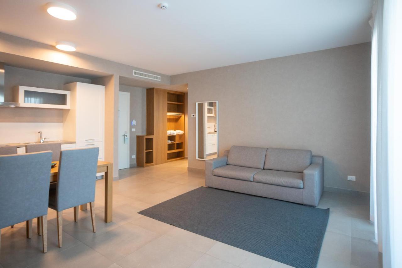 Mosella Suite Hotel Сотомарина Екстериор снимка