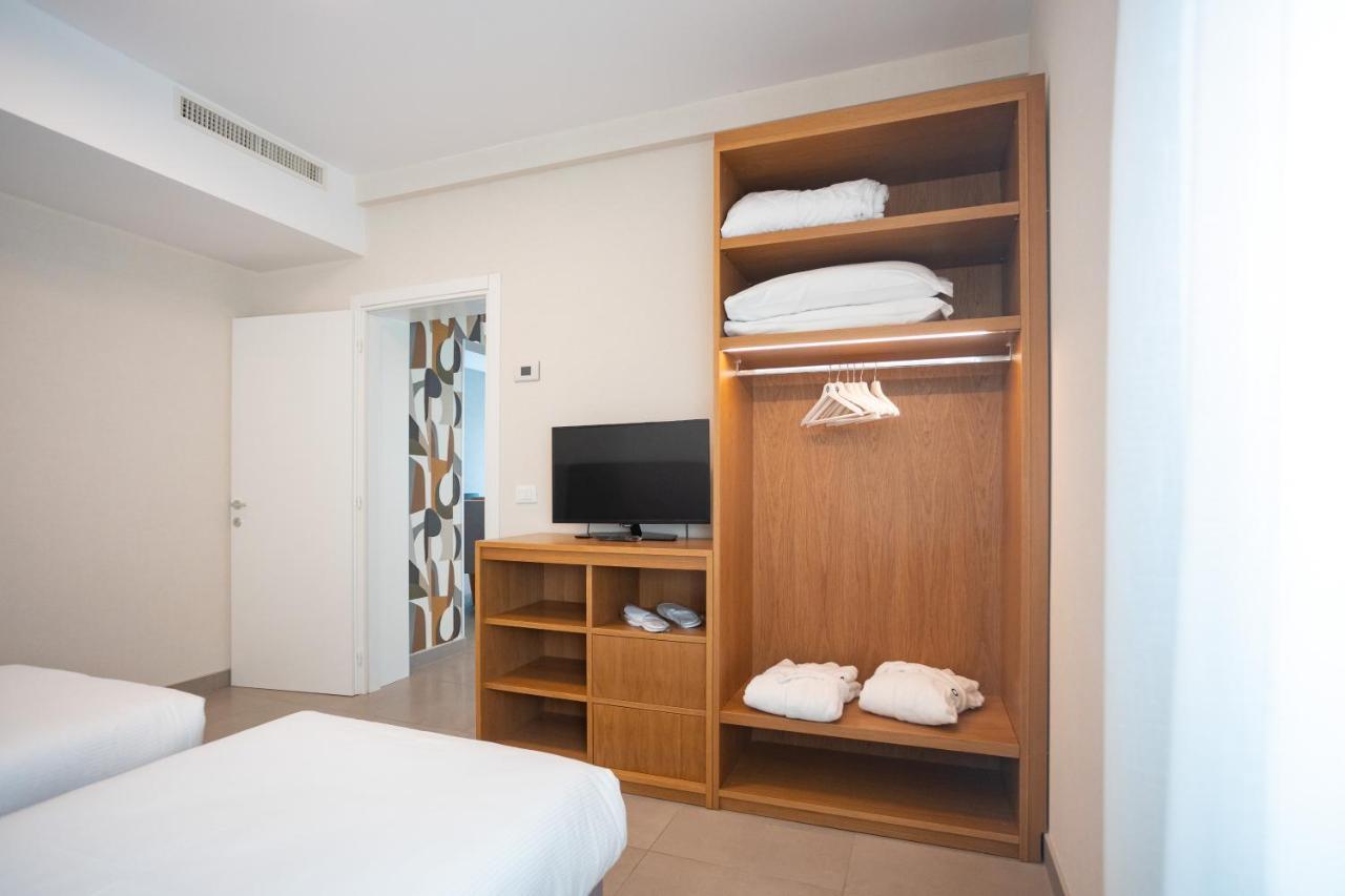 Mosella Suite Hotel Сотомарина Екстериор снимка