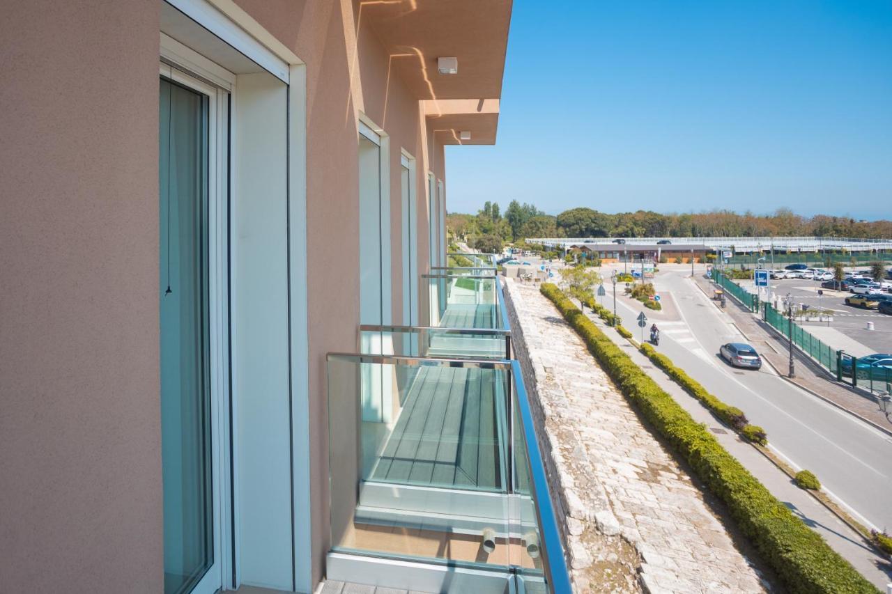 Mosella Suite Hotel Сотомарина Екстериор снимка