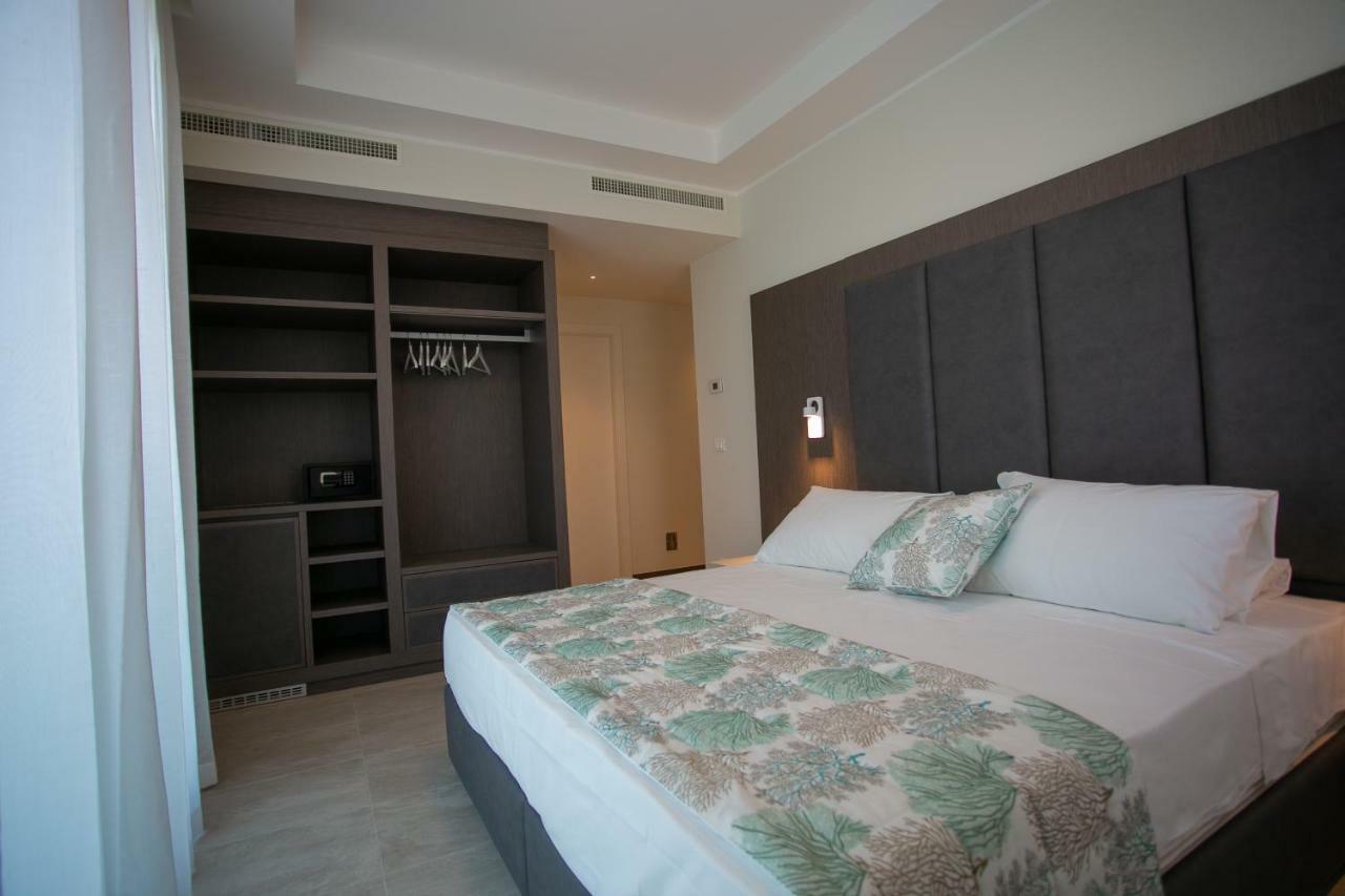 Mosella Suite Hotel Сотомарина Екстериор снимка